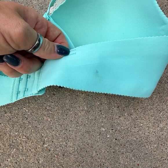 Victoria's Secret 34D Teal Lace Secret Embrace Plunge UW Push Up Bra EUC - Picture 3 of 5
